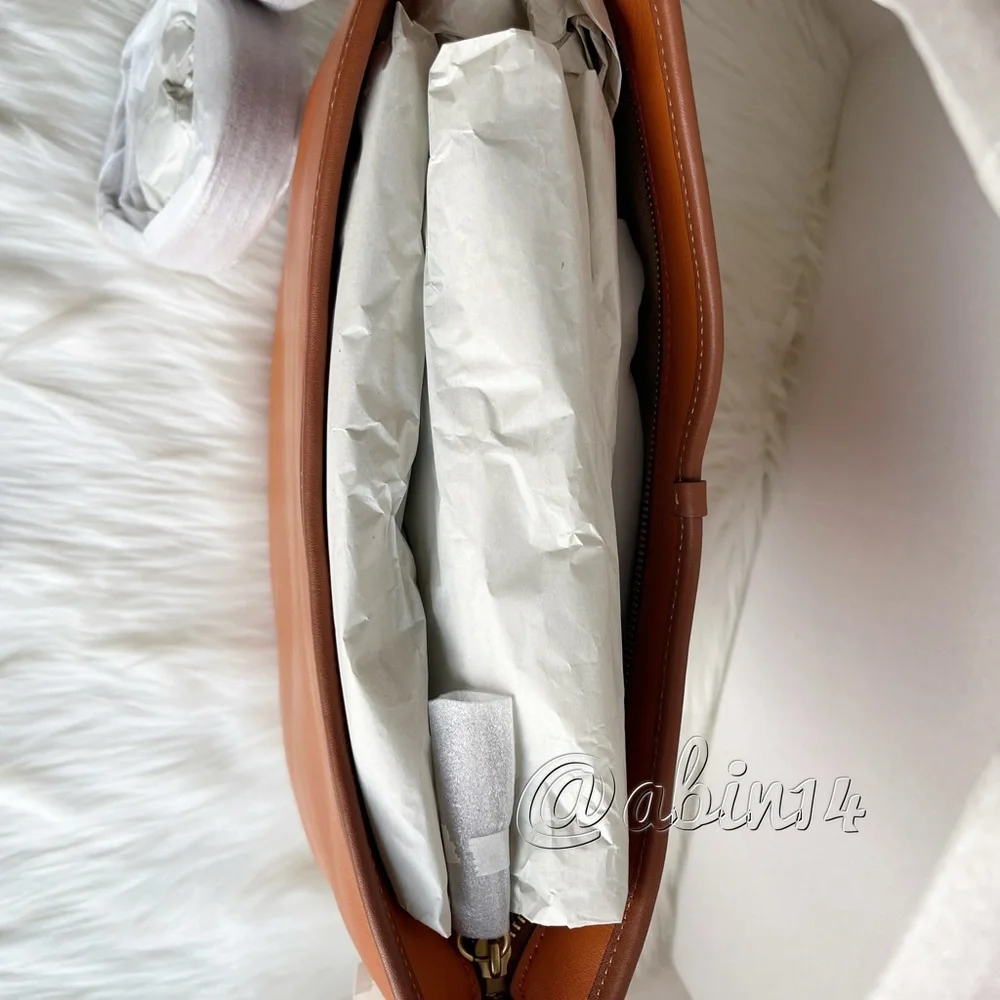 NWT Coach Leather Soft Tabby Hobo Shoulder Crossbody Bag - Picture 5 of 9